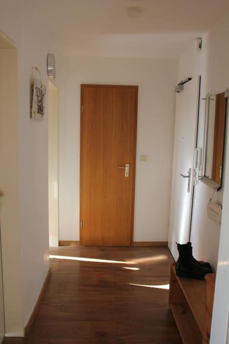 Seelze Ruhige Dachgeschosswohnung מראה חיצוני תמונה